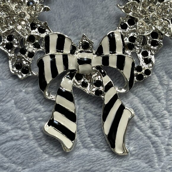 MacKenzie-Childs Silent Night Wreath Ornament -NEW - Picture 9 of 16